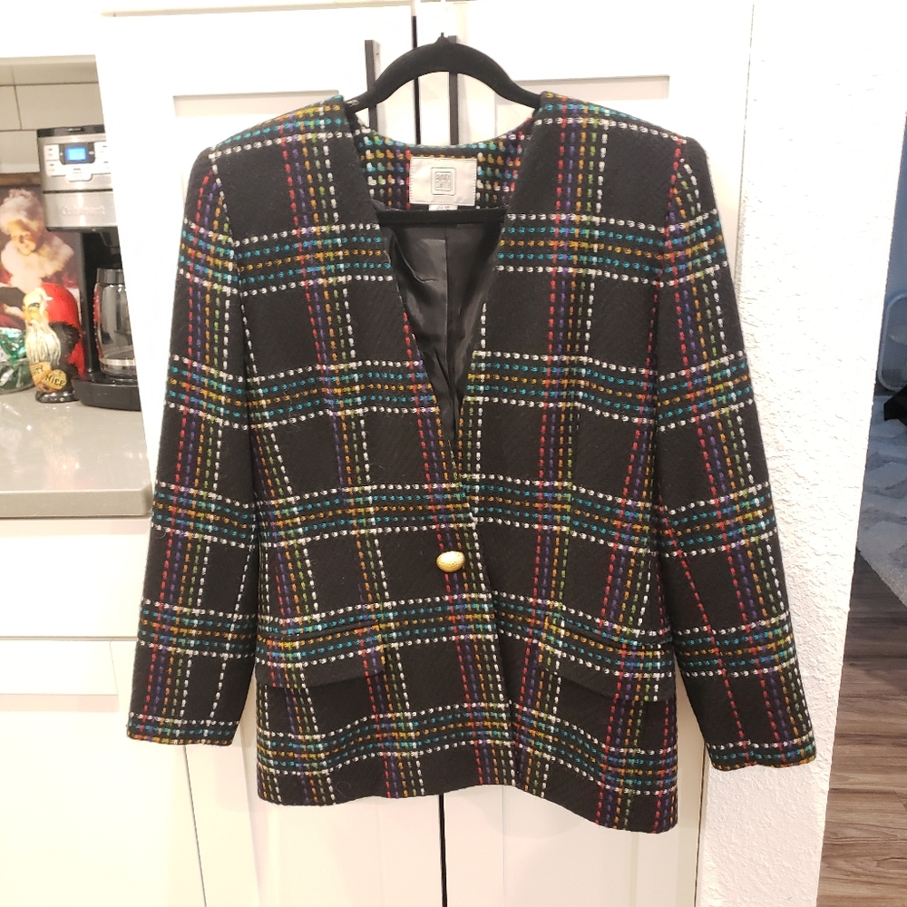 Vintage Plaid Blazer with Gold Button